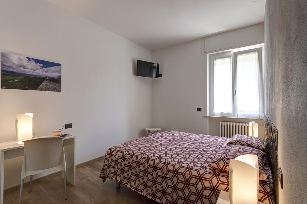 וארסה B&B Villa Giuli מראה חיצוני תמונה